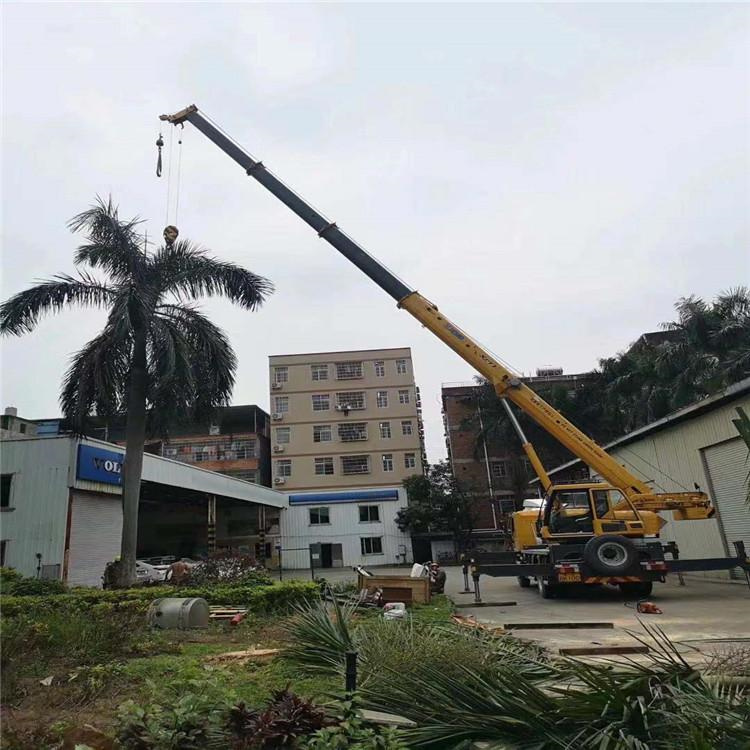 福山镇12吨吊车出租一天的收费标准是什么